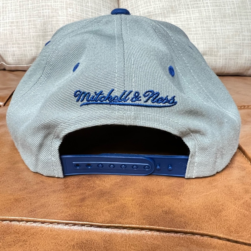 Hat - Picture 3 of 7